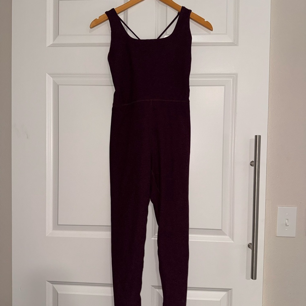 Calia by Carrie underwood activewear jumpsuit one piece plum maroon cross cross - Picture 3 of 5